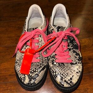 Off-White c/o Virgil Abloh Snake Vulcanized Low Women's Sneakers Size 6 US/36 EU